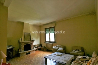 zoom immagine (Appartamento 193 mq, più di 3 camere, zona Torrita di Siena - Centro)