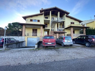 zoom immagine (Appartamento 100 mq, 3 camere, zona Sanfatucchio)
