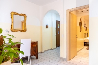 zoom immagine (Appartamento 179 mq, soggiorno, 6 camere, zona Borgo Roma)