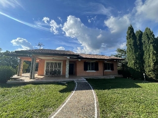 zoom immagine (Villa esclusiva giuliano di roma)
